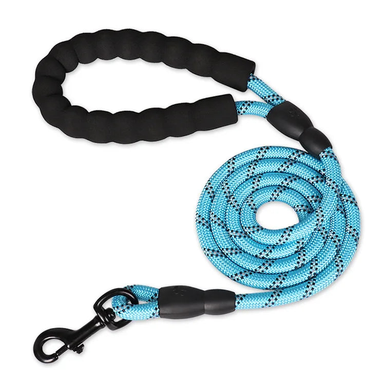 Pawfect Heavy-Duty Rope Leash – Built for Strength, Comfort, and Adventure!